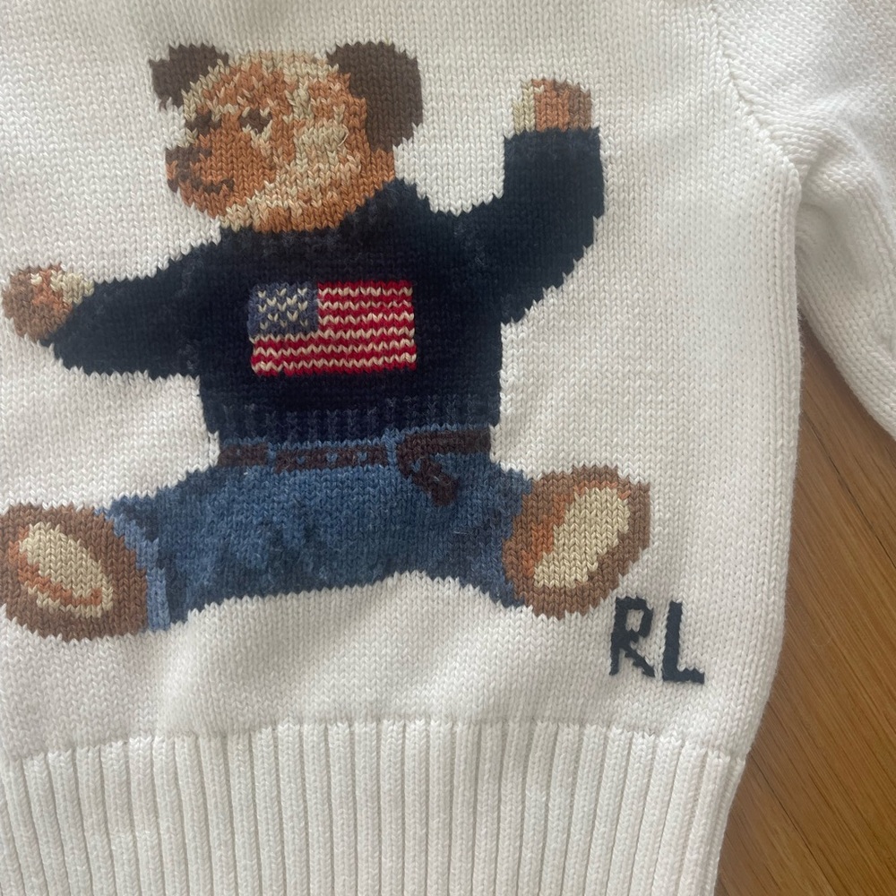 Ralph Lauren White Sweater with Bear Design